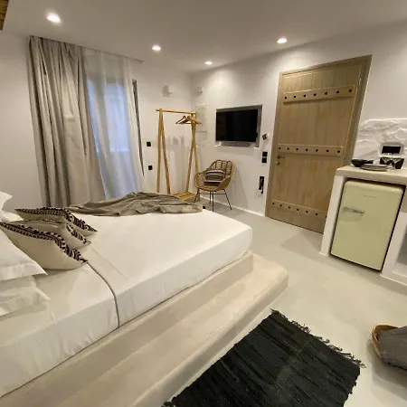 Ξενοδοχείο με διαμερίσματα Ampelos Casart Naxos City