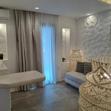 Lejlighedshotel Ampelos Casart