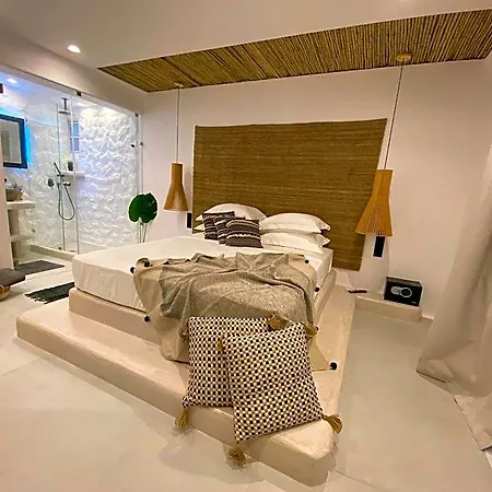 Ampelos Casart Aparthotel