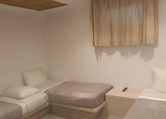 アパートホテル Ampelos Casart